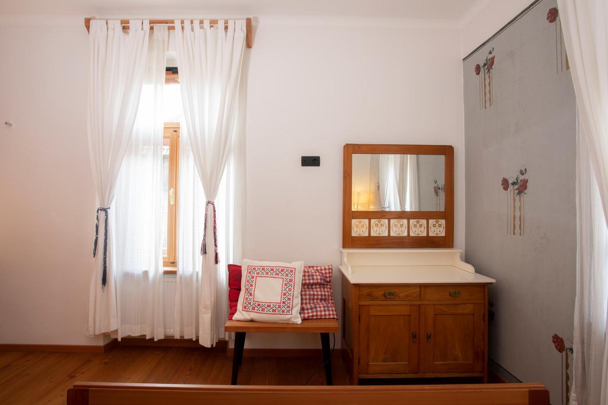 Pr'Gavedarjo Eco Heritage B&B Kranjska Gora Cameră foto