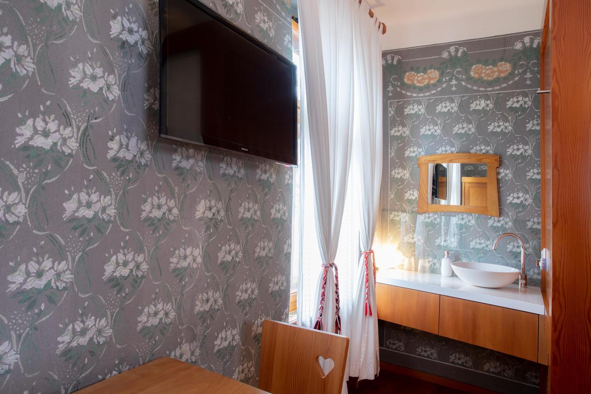 Pr'Gavedarjo Eco Heritage B&B Kranjska Gora Cameră foto